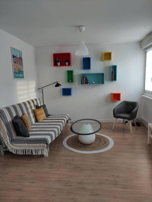 Bayonne Appartement 3 Etoiles A 5 Min De La Gare Байонна Екстер'єр фото